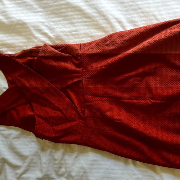 F21 Burnt Orange-Red Sleeveless Houndstooth Dress with Cross Back Detail - Picture 3 of 7